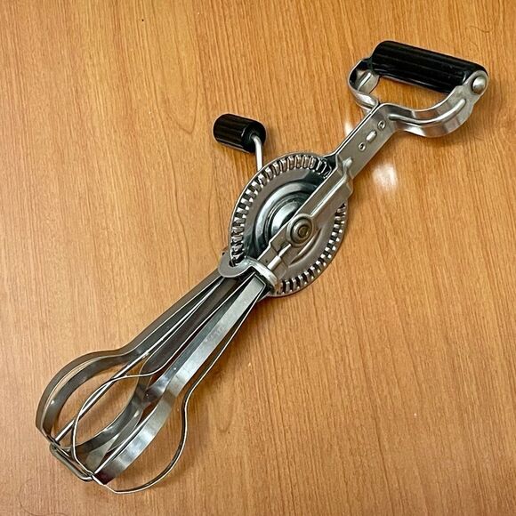 Vintage Another Androck Product Stainless Steel Bakelite Hand Mixer - Picture 2 of 14